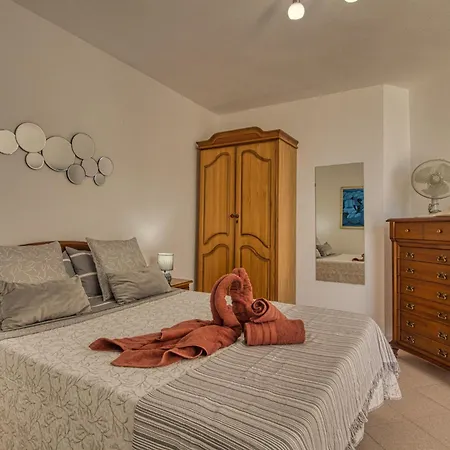 Luxuspenthouse Garajonay By Interhome أذيخي