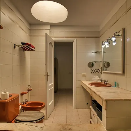 Luxuspenthouse Garajonay By Interhome شقة